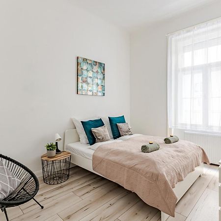 Danubegreen Bright Two Bedroom Apartment Near Margaret Island Budapest Exterior photo